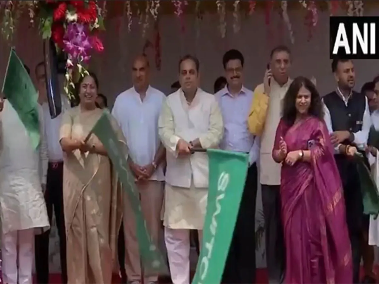 Delhi CM Rekha Gupta, Minister Pankaj Singh flags off buses for college students under 'U-Special' scheme (Photo/ANI)