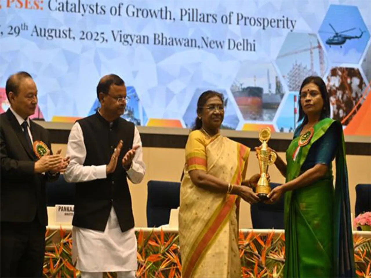 President Droupadi Murmu honours A Manimekhalai with SCOPE Eminence Award