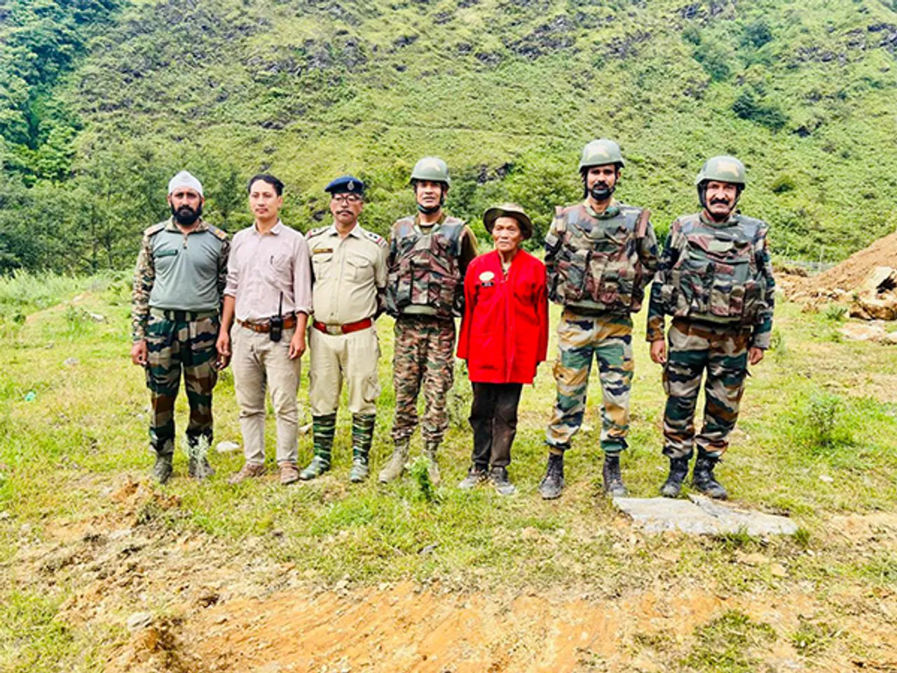 Spearhead Division explosive disposal team neutralizes hazardous ordnance in Arunachal Pradesh (Photo/ANI)