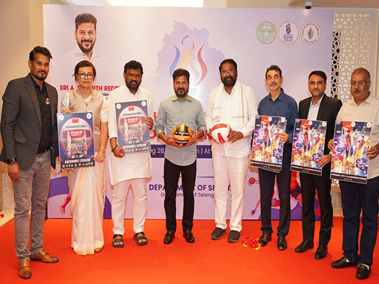 Telangana CM Revanth Reddy with Abhishek Reddy, A Sonibala Devi, Shiva Sena Reddy, Vakiti Srihari,  Jayesh Ranjan, Yashwanth Biyyala and Kiran Kumar Reddy (Photo: Prime Volleyball League)