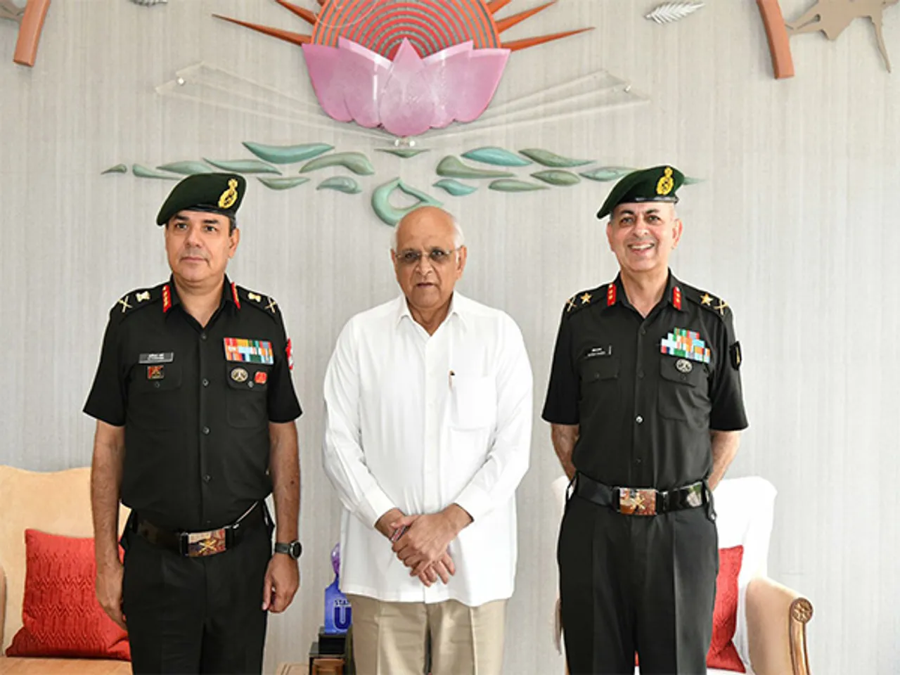 GOC of Indian Army 12 Corps AVS Rathee pays courtesy visit to Gujarat CM Patel (Source- Gujarat Chief Minister's Office)