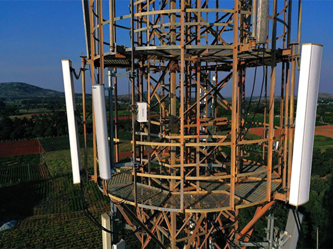India’s first telecom system with indigenous chips (Photo/@AshwiniVaishnaw)