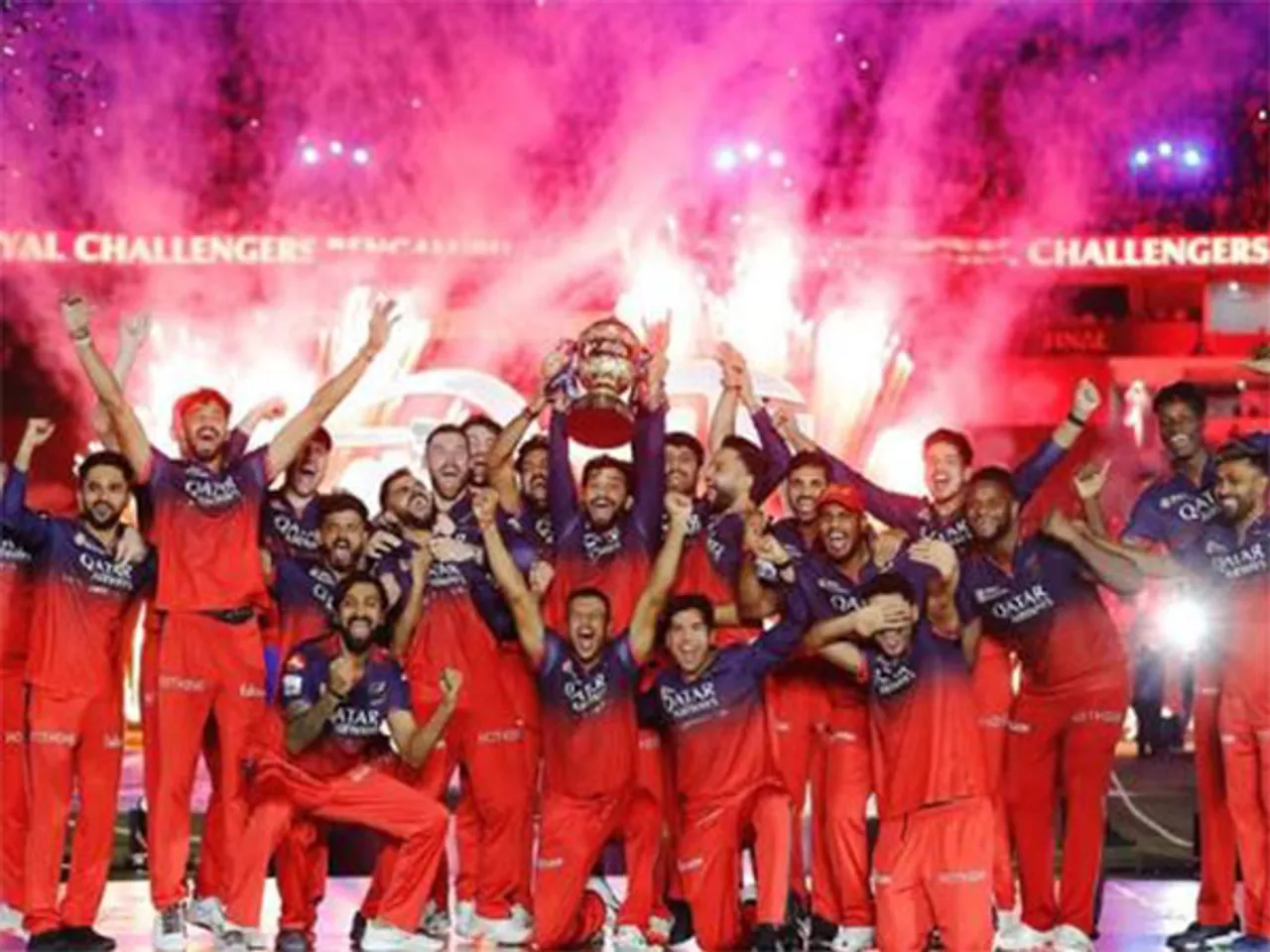 RCB with the IPL title. (Photo: @Devpadikkal19 Instagram)