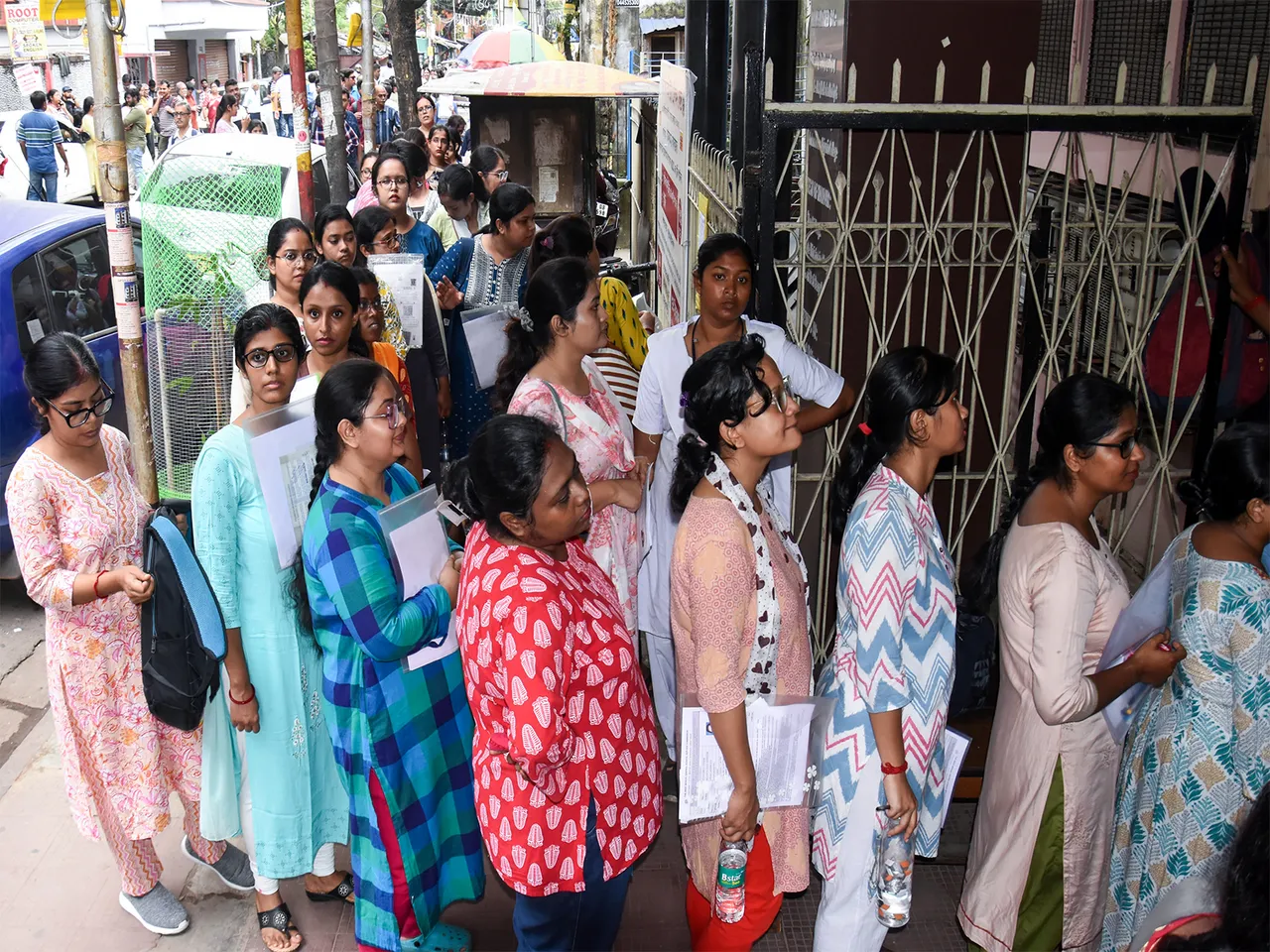 Candidates Appear for SSC Class 11–12 Level Teachers’ Recruitment Exam in Kolkata (Image: ANI)