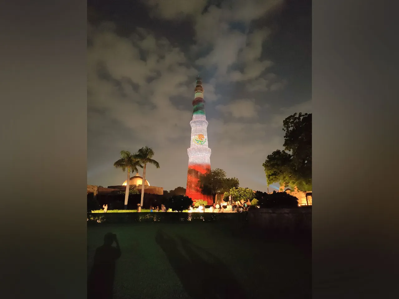 Mexican flag on Qutub Minar (Image: X@EmbaMexInd)