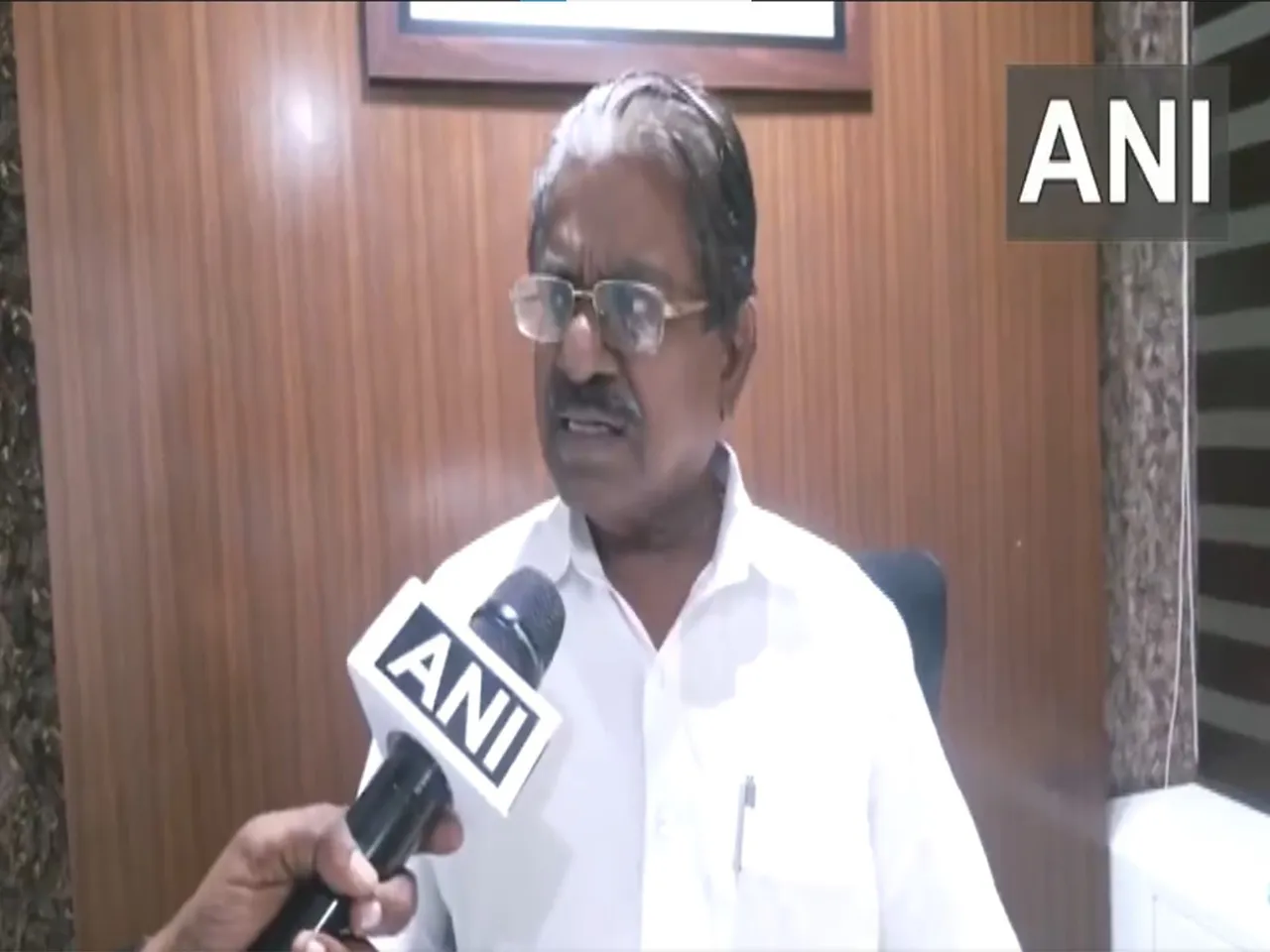 DMK leader TKS Elangovan (Photo: ANI)