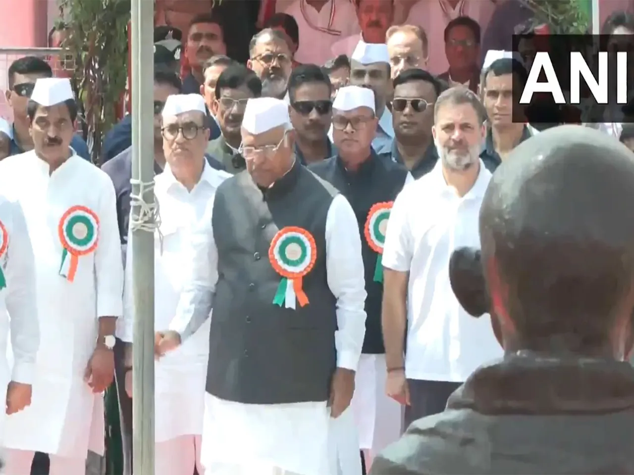 Congress President Mallikarjun Kharge with Rahul Gandhi at CWC meeting in Patna (Photo/ANI)