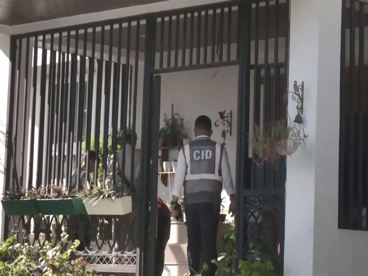 SIT, CID team conducts raid at Shyamkanu Mahanta residence (Photo: ANI)