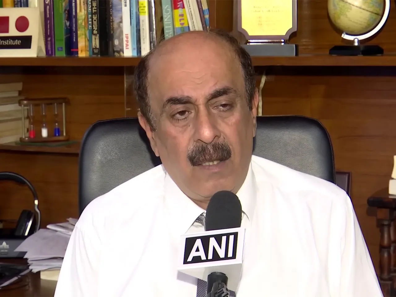 Foreign Affairs Expert Robinder Sachdev (Photo: ANI)