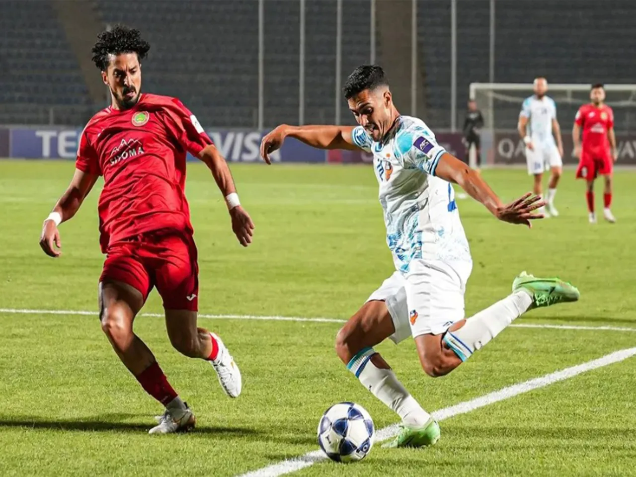 Players in action during AFC Champions League Two clash (Photo: ISL)