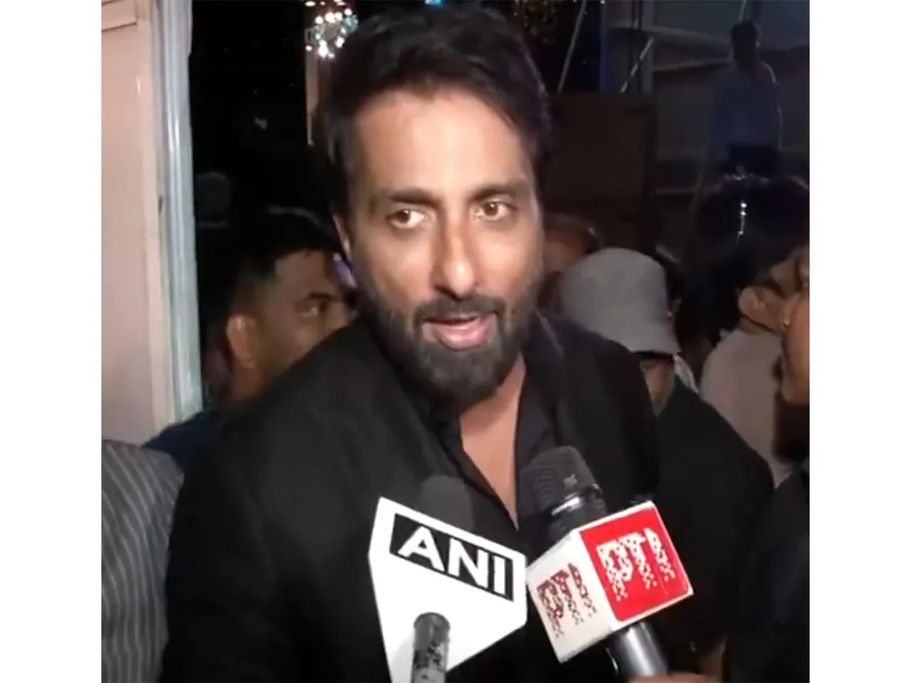 Actor Sonu Sood (Photo: ANI)