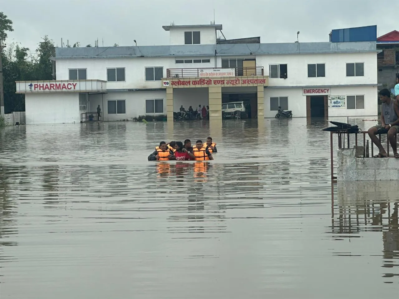 Rescue teams operating in flood-stricken areas (Photo/ Nepal's Armed Police)