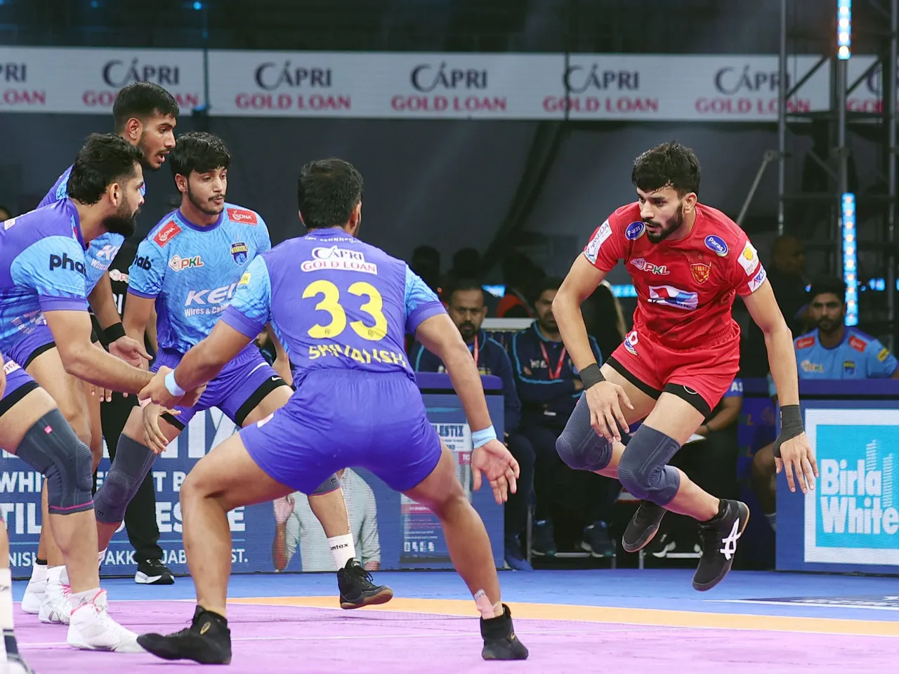 Players in action during the match (Photo: PKL)