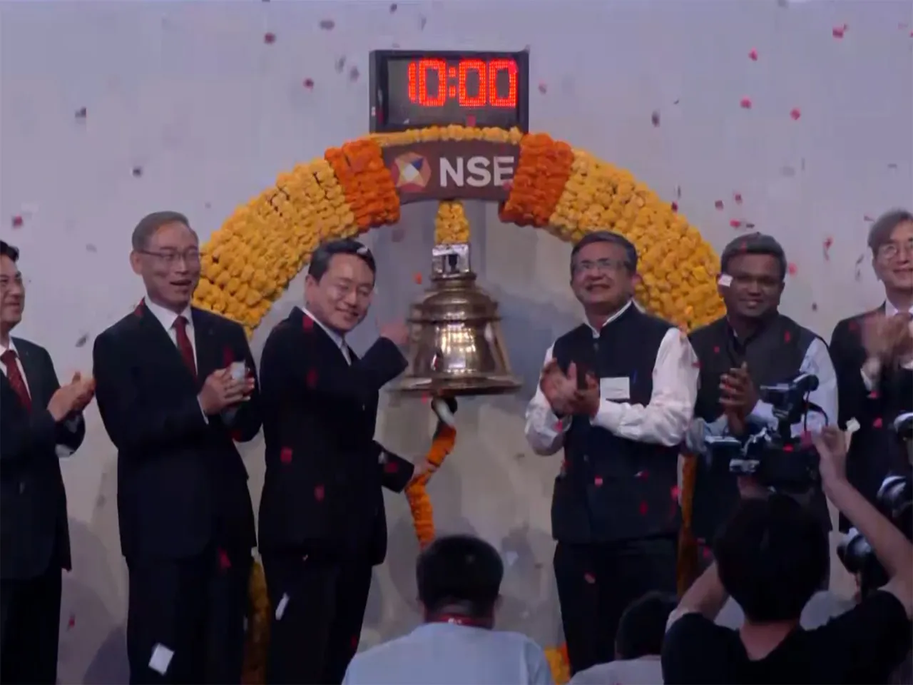 LG Electronics India lists on NSE with a gain of over 50% at Rs 1,710.10/ share (Photo/ANI)