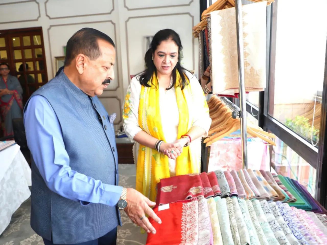 "The Splendour of Kashmir”exhibition organised in Delhi (Photo/ PIB)