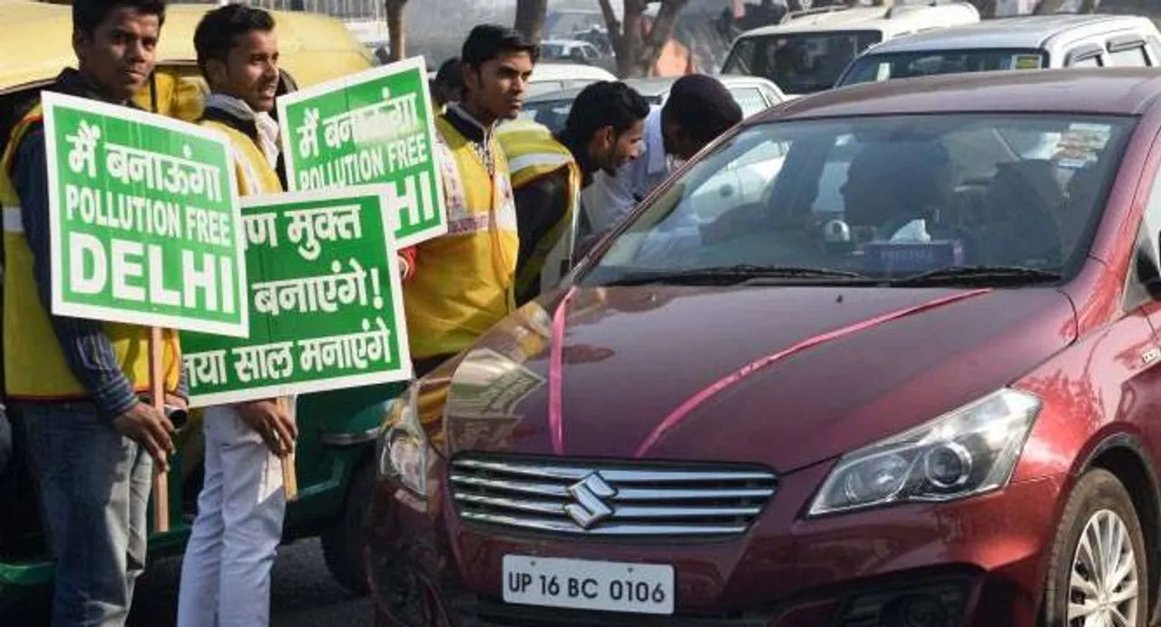 Delhi's air quality remains 'very poor' on 2nd day of odd-even