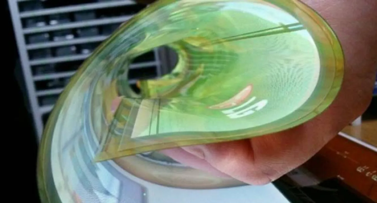 LG to display super thin display that can be rolled like newspaper 