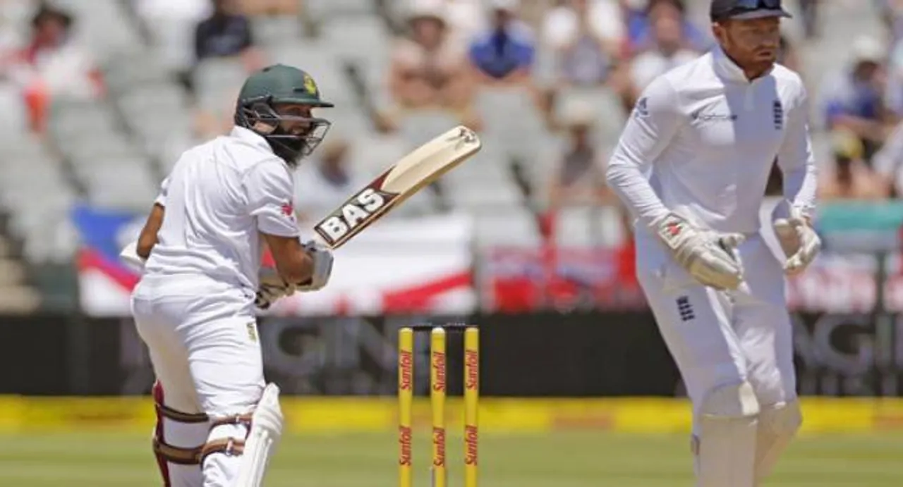 Hashim Amla stands firm against England at Newlands