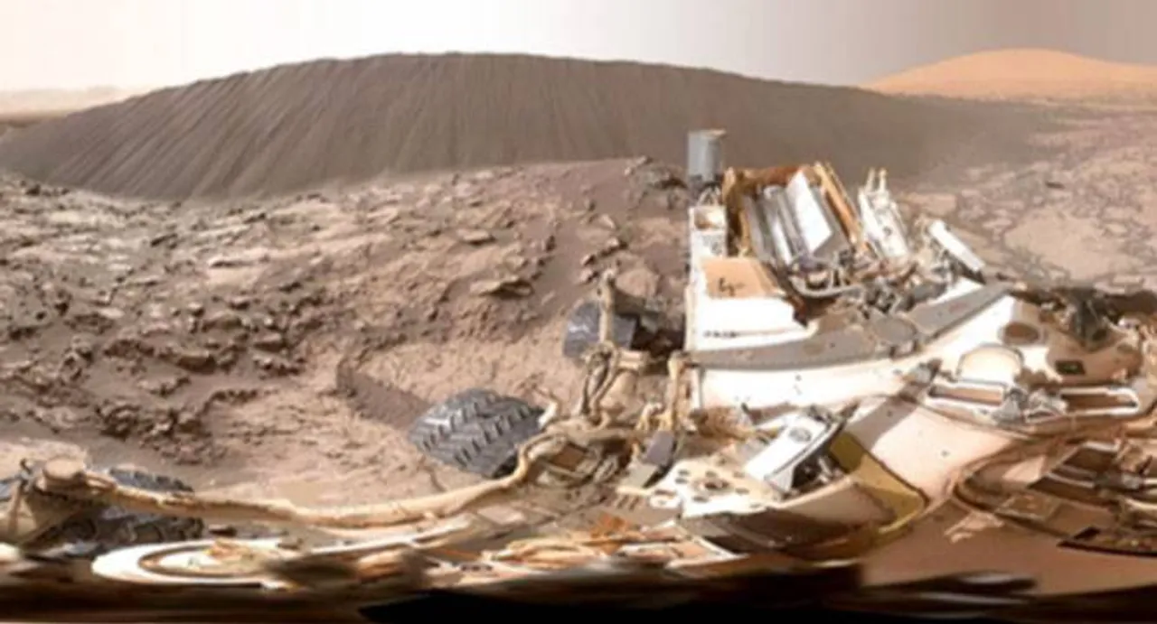 Mars Curiosity rover finds sand dunes similar to those found in Namib Desert
