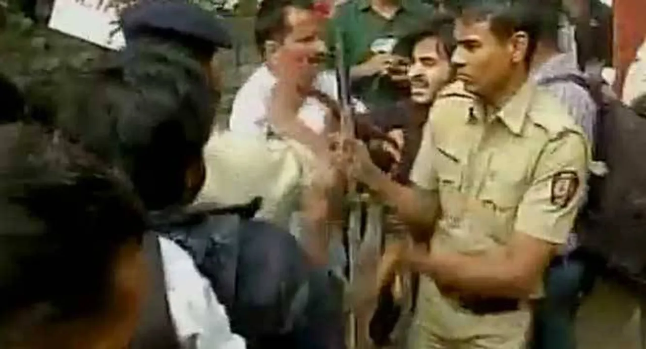 Chauhan takes charge as FTII chairman; 40 protesters held