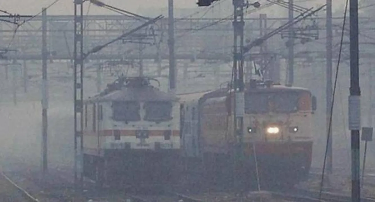 Fog disrupts normal life, 60 Delhi-bound trains running late