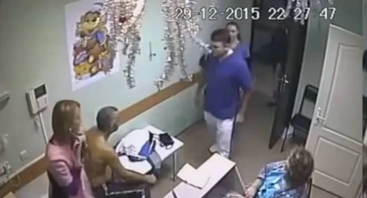 VIRAL: Russian doctor fatally punches patient for â€œtouchingâ€ a nurse