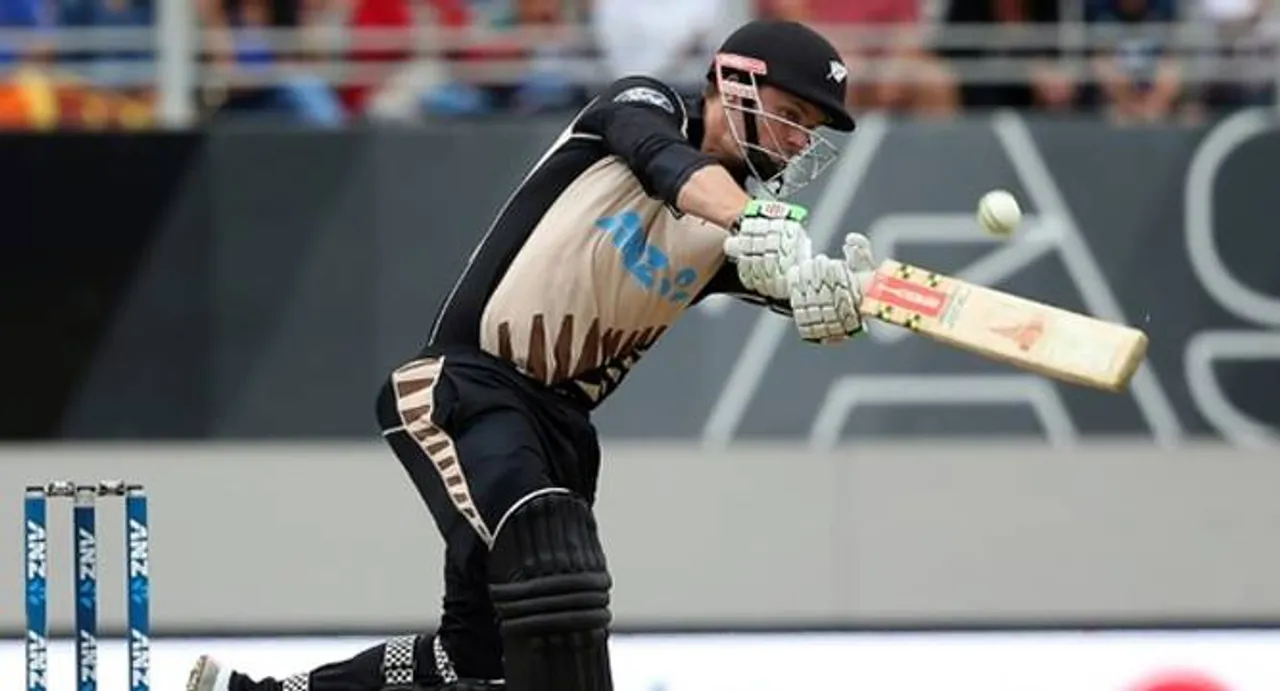 New Zealand thrash Sri Lanka with Guptill, Munro blitz