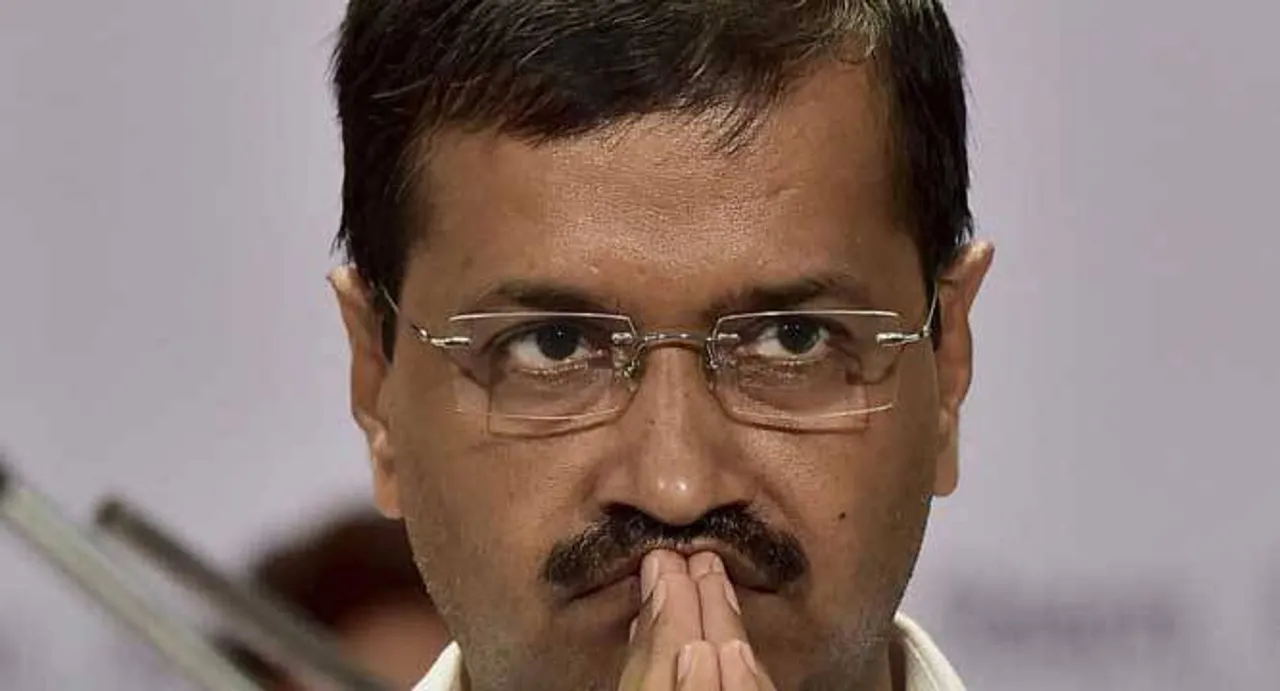 Arvind Kejriwal meets families of those killed in Pathankot attack