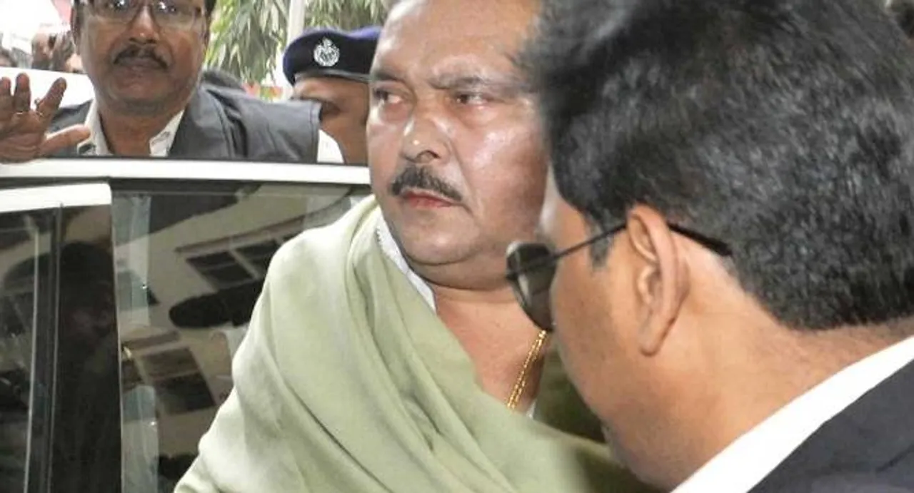 Court extends judicial custody of Madan Mitra