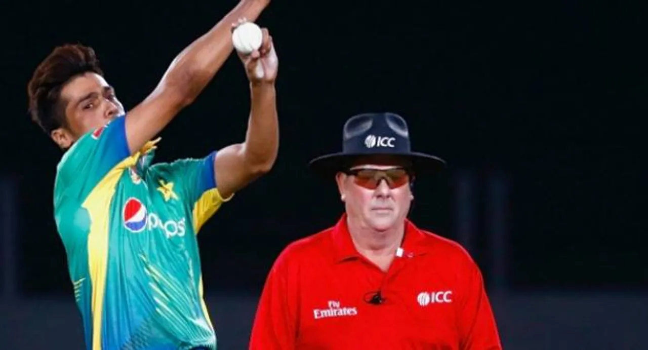 Mohammad Aamir booed on return to international cricket