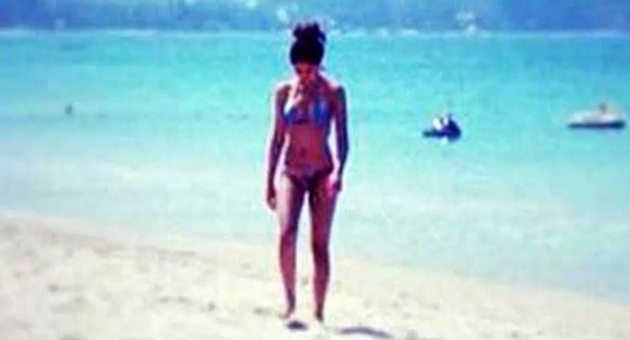 Itâ€™s jaw dropping! Amitabh Bachchanâ€™s grandaughter Navya Naveli Nanda in a bikini