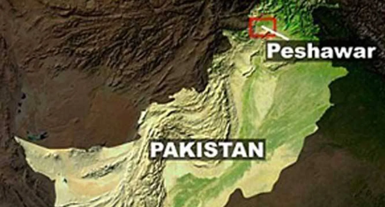 Pakistan: Bomb blast near police check post in Peshawar kills 11