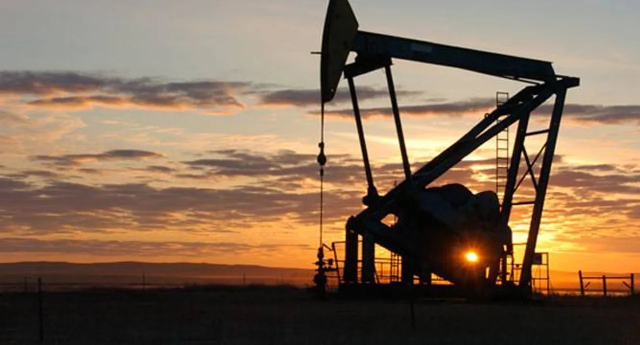 Oil prices rebound in Asia but glut woes remain