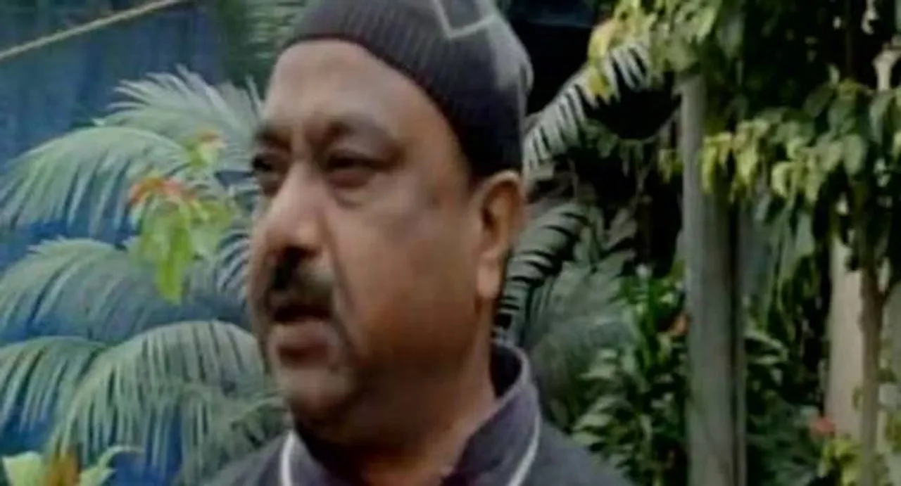 Sarfaraz admits he was travelling in train: police