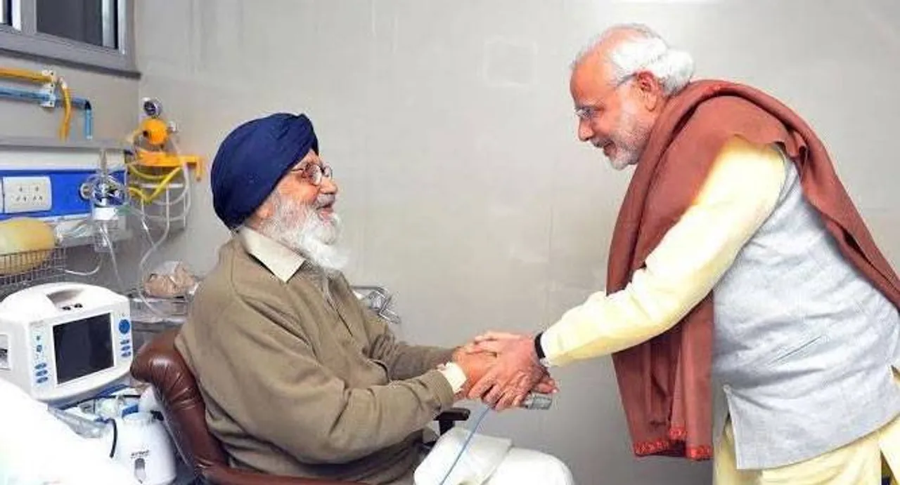 PM Narendra Modi meets Badal in hospital, enquires about his health