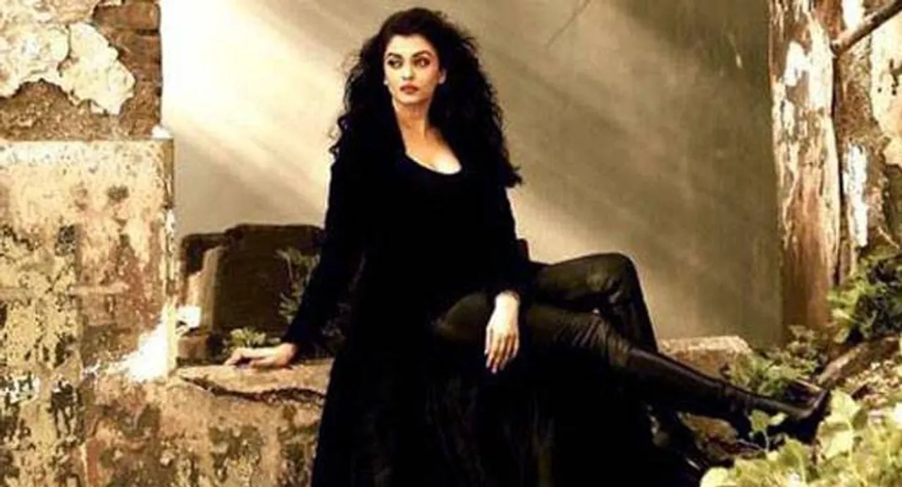 No cuts, no retakes; Aishwarya Rai Bachchan stuns Omung Kumar