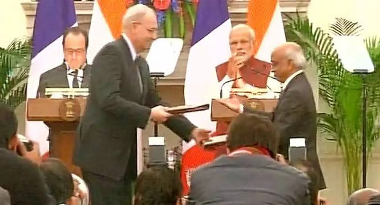 LIVE: India-France sign MoU for purchase of Rafale aircrafts