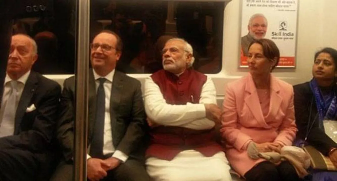 Modi, Hollande take Metro to Gurgaon
