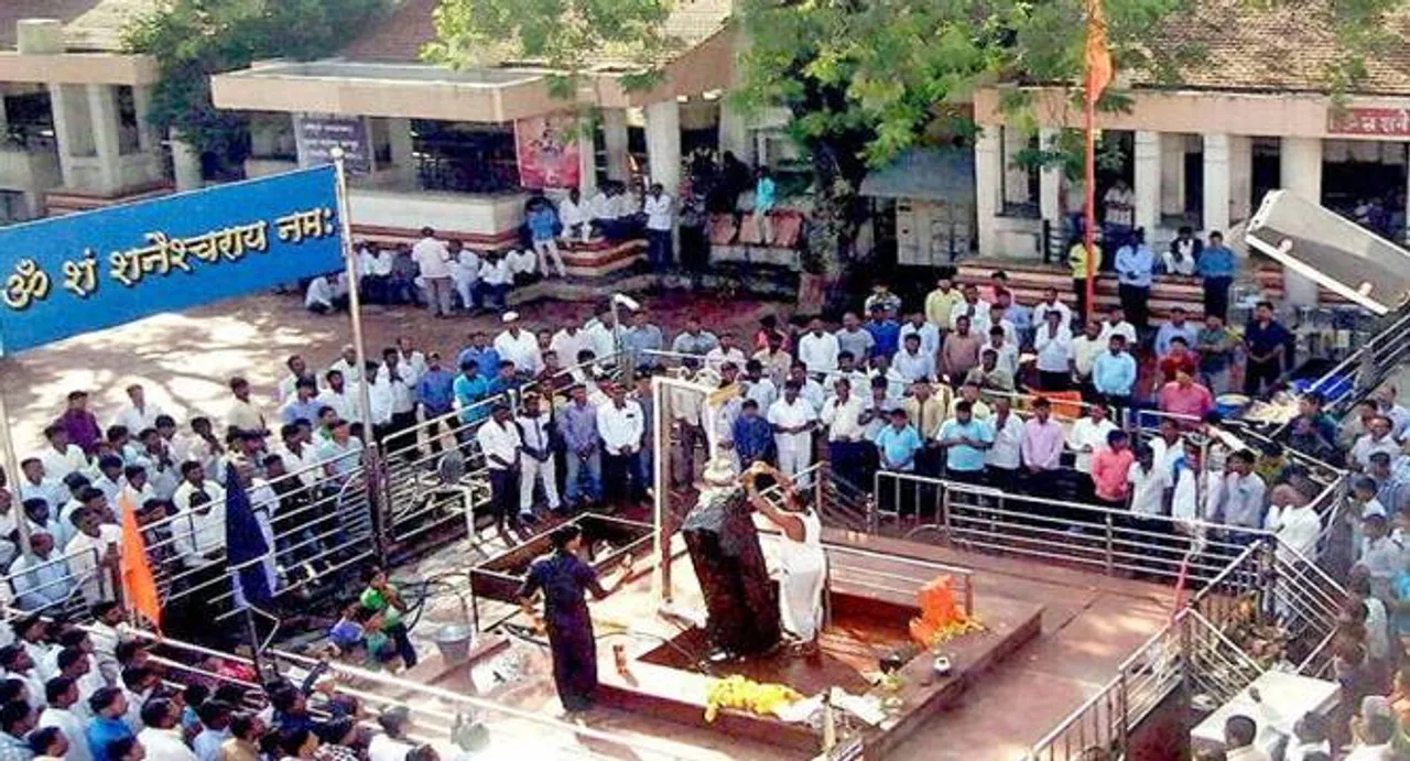 Women activists detained on their way to Shani Shingnapur