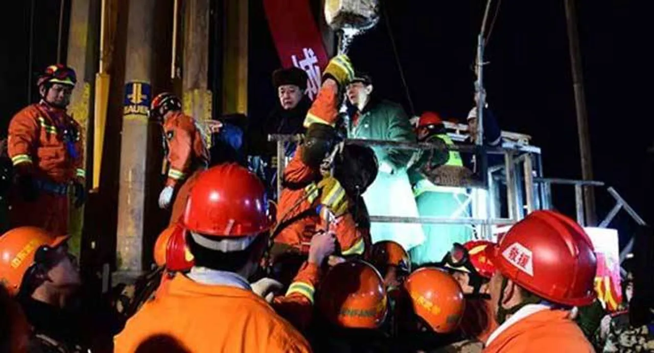 4 Chinese miners rescued after trapped underground for 36 days