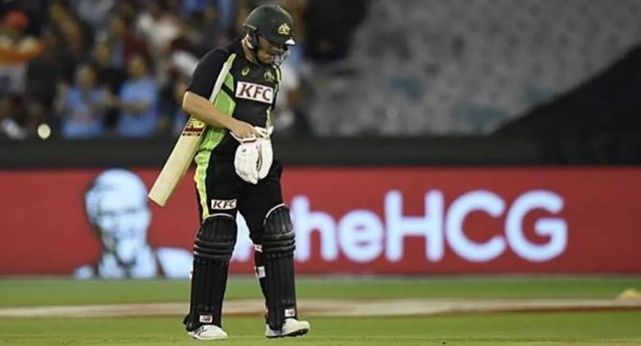 Finch suffers injury, Khawaja to replace him