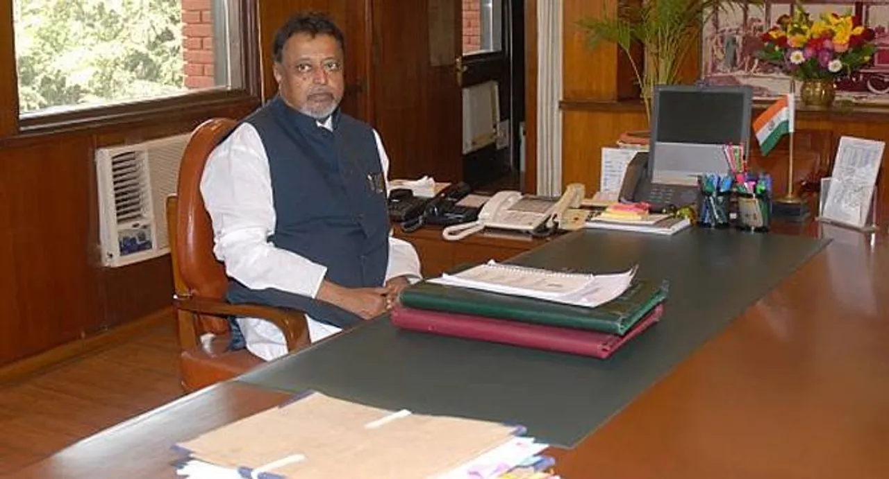 Mukul Roy visits Trinamool office after 11 months