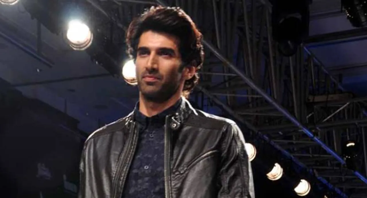 Aditya serenades Delhi fangirls with his rendition of 'Fitoor'