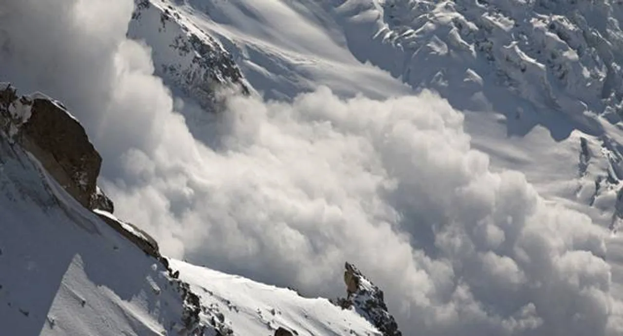 Siachen avalanche: 10 missing Army soldiers declared dead, PM Modi condoles demise