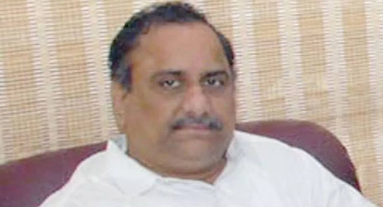 Kapu leader Mudragada Padmanabham begins indefinite fast