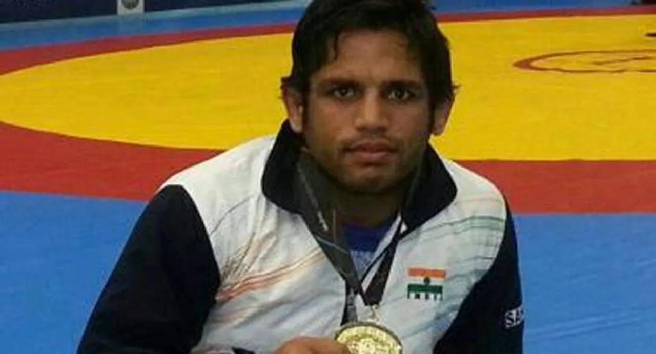  Indians win 4 more gold in wrestling, Pak get one