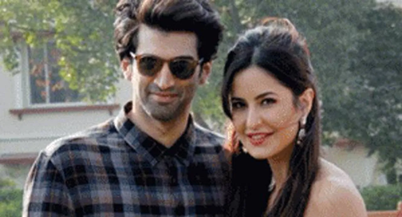 Aditya's gift for Katrina - a truck full of roses