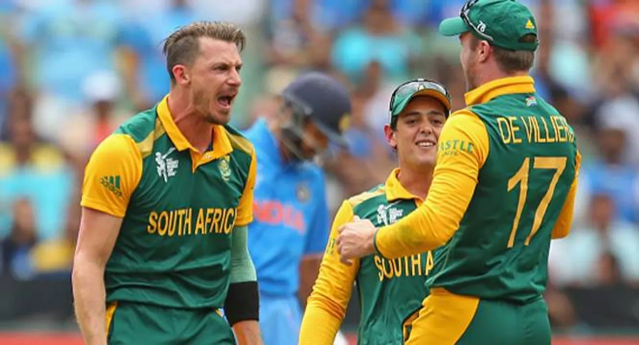 Snake that! Steyn faces down Black Mamba