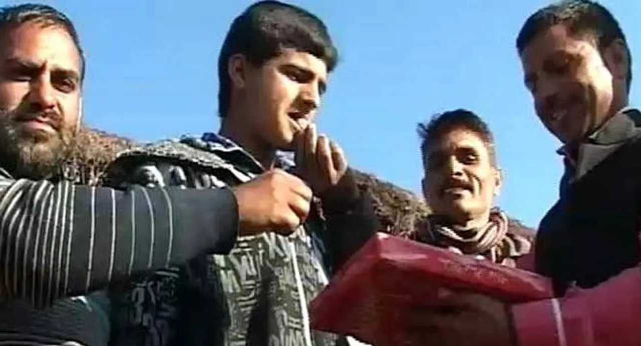 Slain VDC memberâ€™s son scores 92 pc, has no money to study