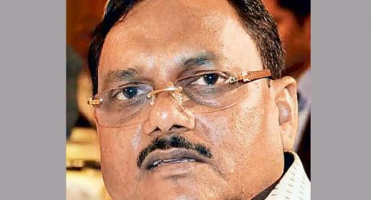 Yadav Singh allegedly received at least Rs 100 crore as bribe?
